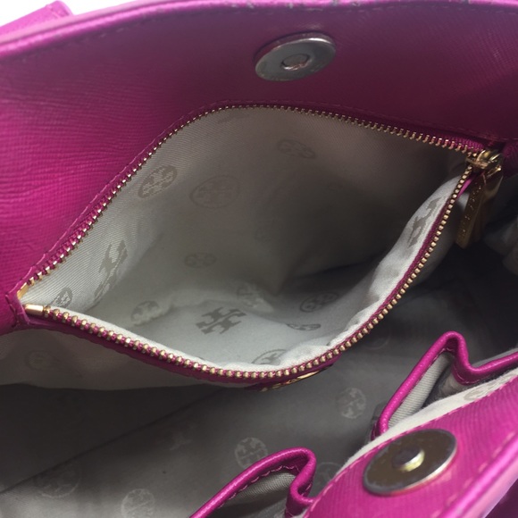 Tory Burch Fuschia Saffiano Leather Robinson Shoulder Crossbody Satchels Bag - Picture 7 of 13